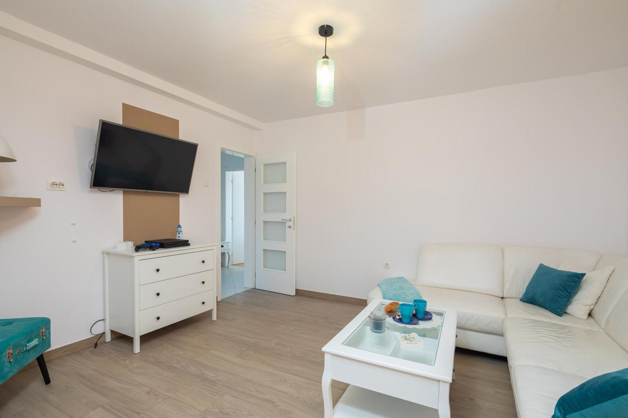 Luxury Seafront Villa With Heated Pool, Jacuzzi, Sea View, 150 M From Beach Stanici 外观 照片